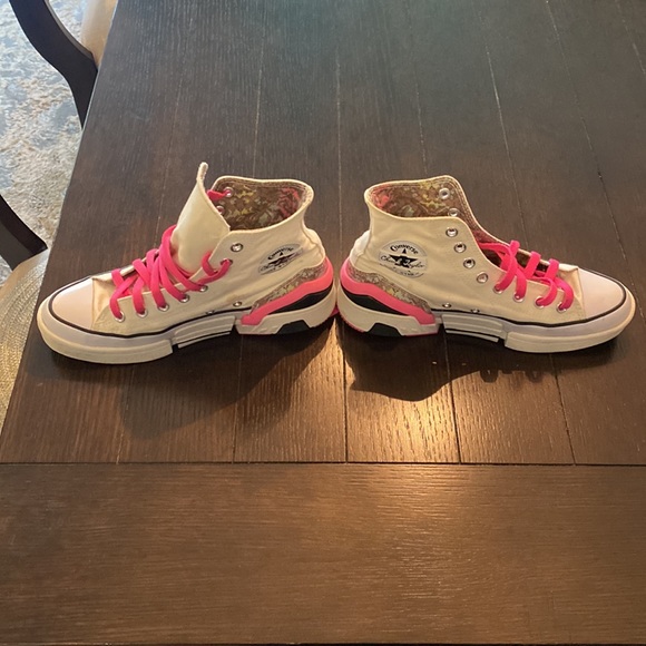 Beautiful converse - Picture 6 of 6